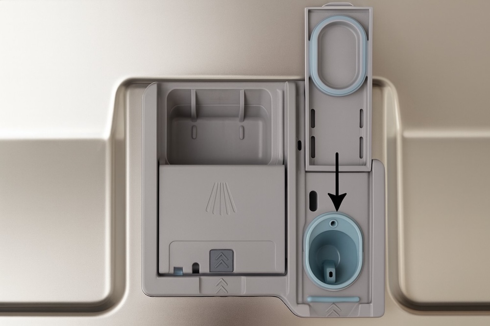 gdzie wylewać nabłyszczacz do zmywarki - wlew obok miejsca na tabletki gdzie wylewać nabłyszczacz do zmywarki - obok miejsca na tabletki